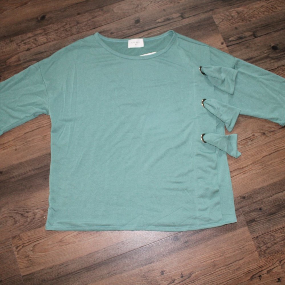 😊 Everly Soft Knit Grommet Oversized Shirt Top